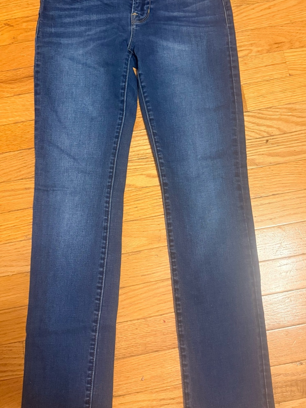 Lucky Brand Women's Straight Leg Jeans in Dark Blue Wash